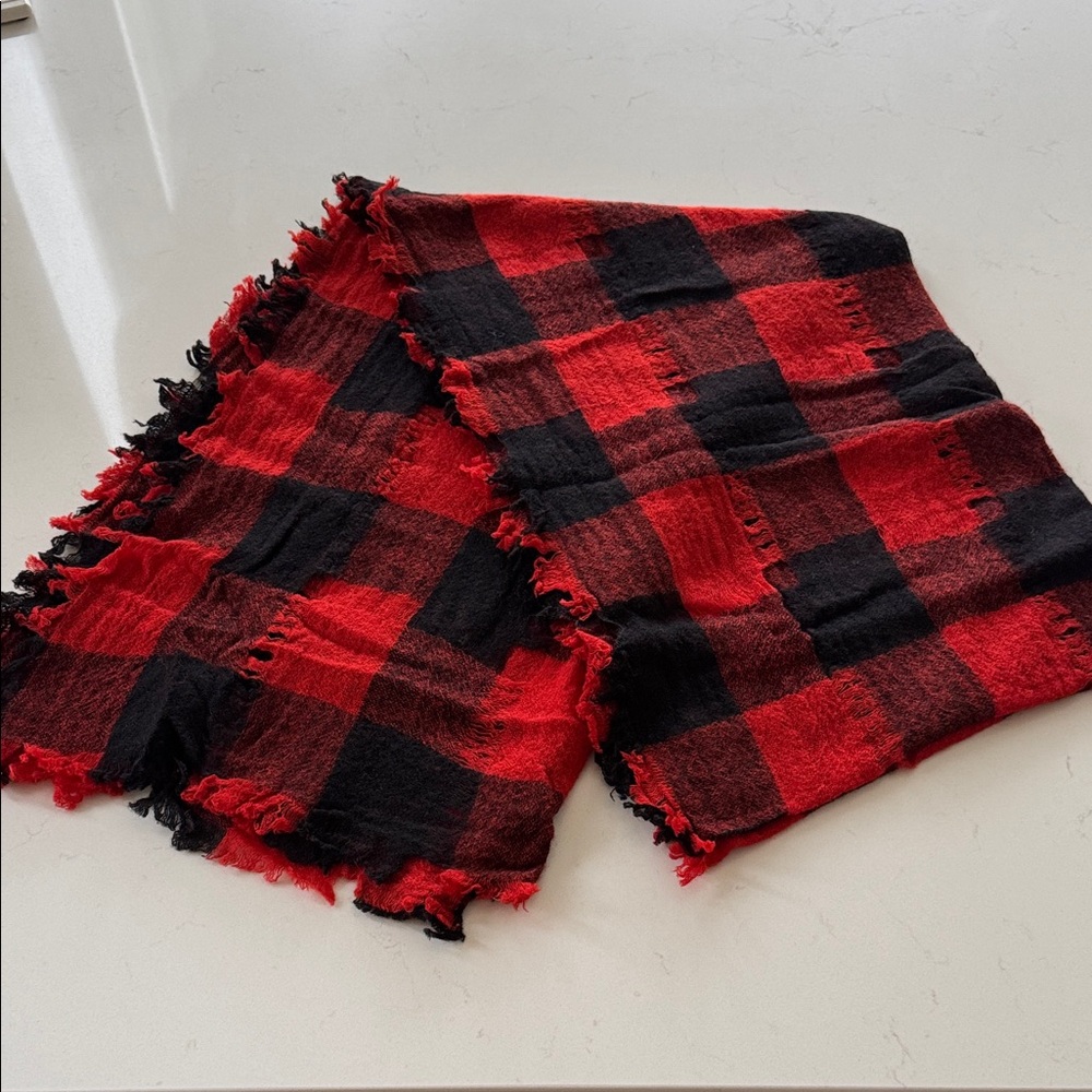 Old Navy Red and Black Plaid Distressed Blanket Scarf 🧣 *New